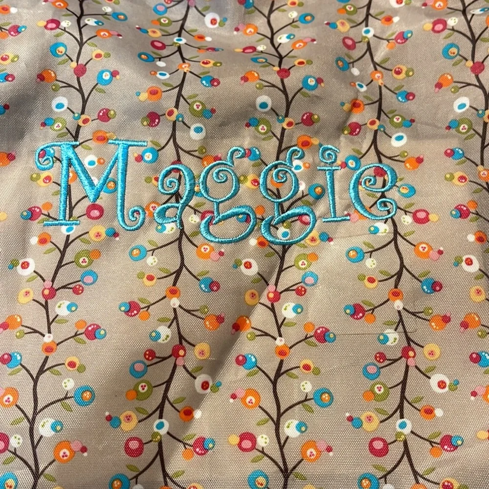 Cinch Sac bag Thirty-One embroidered name MAGGIE in teal‎
